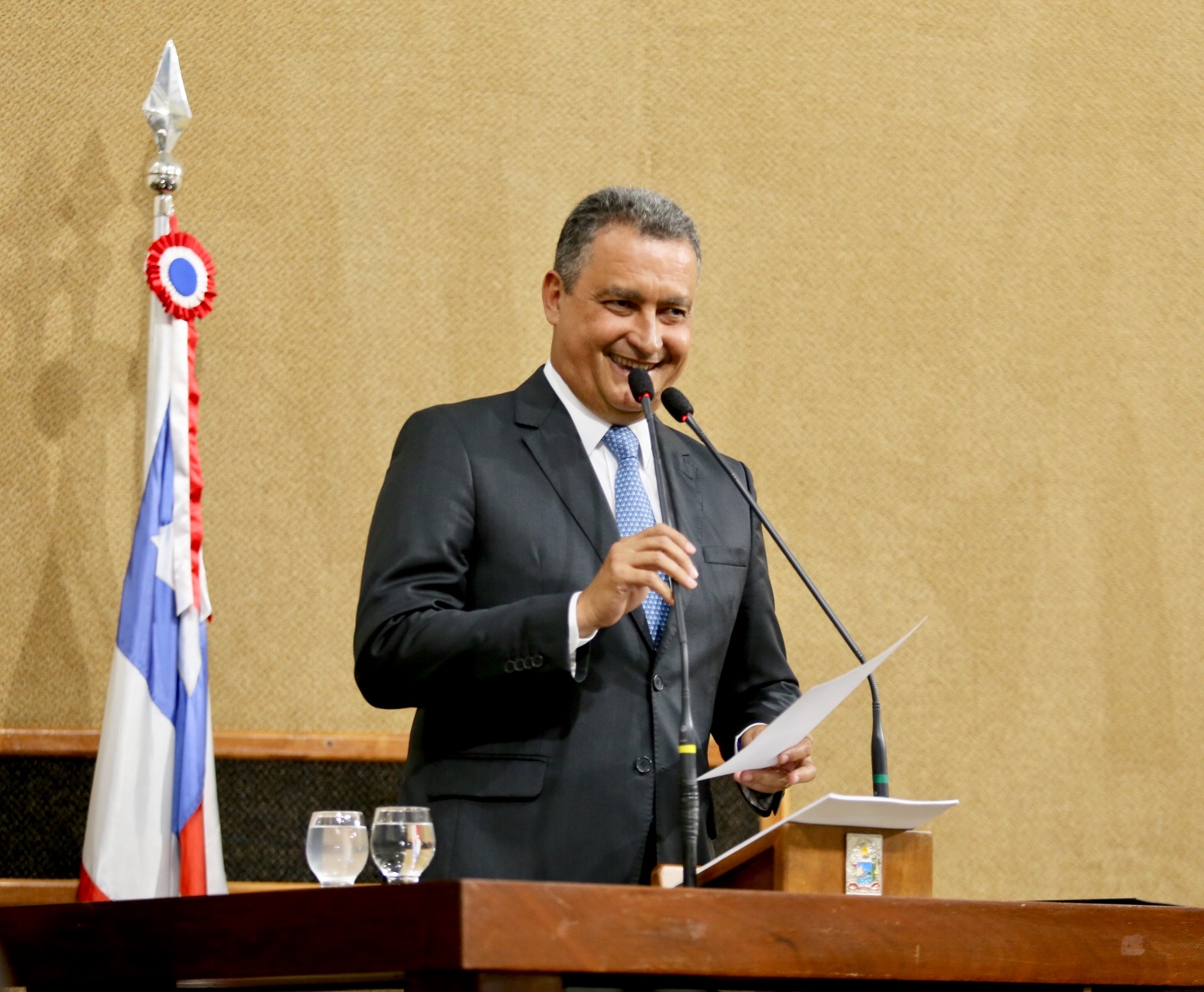 Imagem de Rui diz que irá 'lutar' por acordo para eleição de Adolfo Menezes na presidência da Assembleia