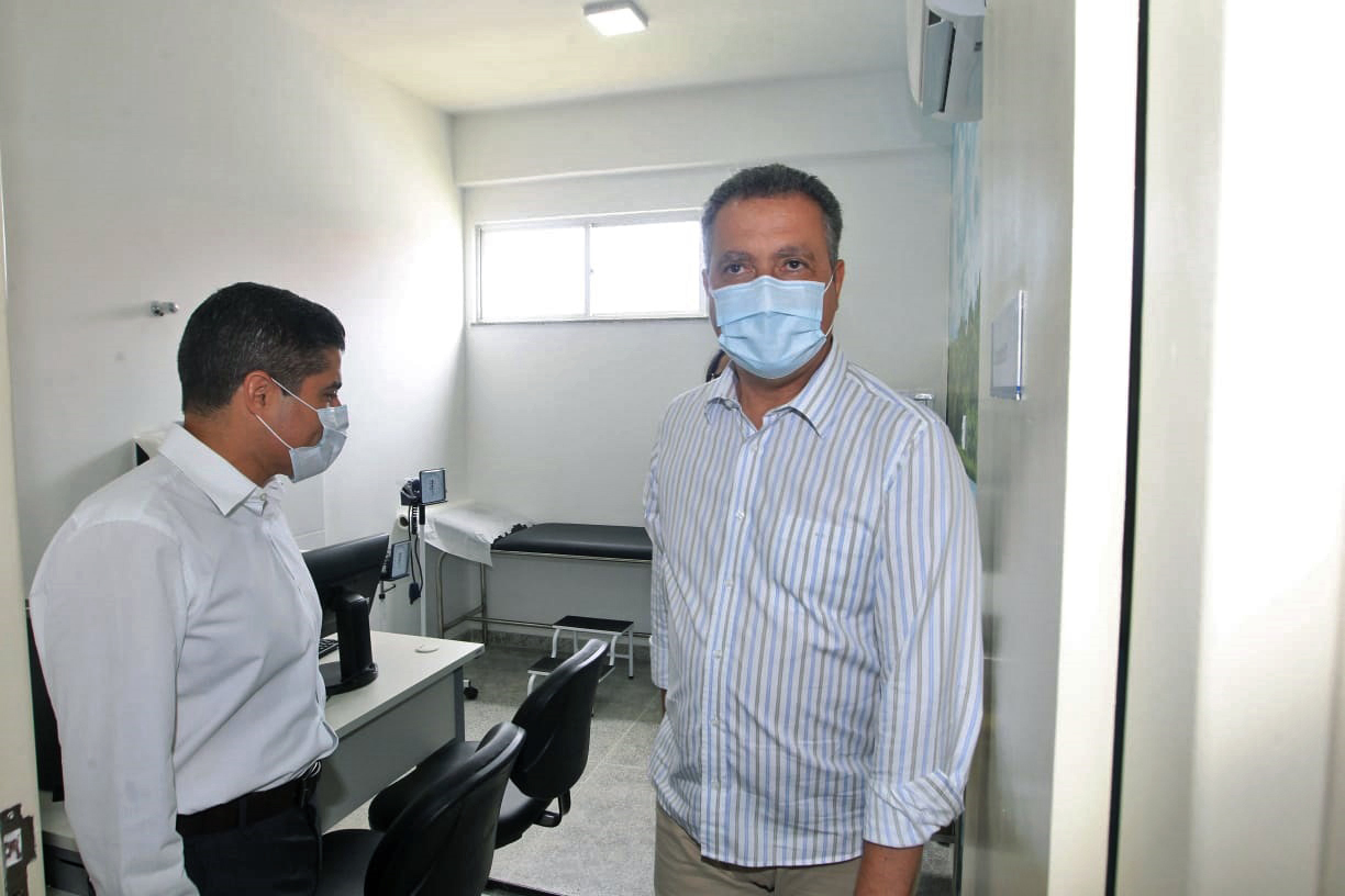 Imagem de Rui confessa que tem acompanhado tratativas do PSB para indicar vice de Denice: 'Estamos conversando' Imagem de Rui confessa que tem acompanhado tratativas do PSB para indicar vice de Denice: 'Estamos conversando'