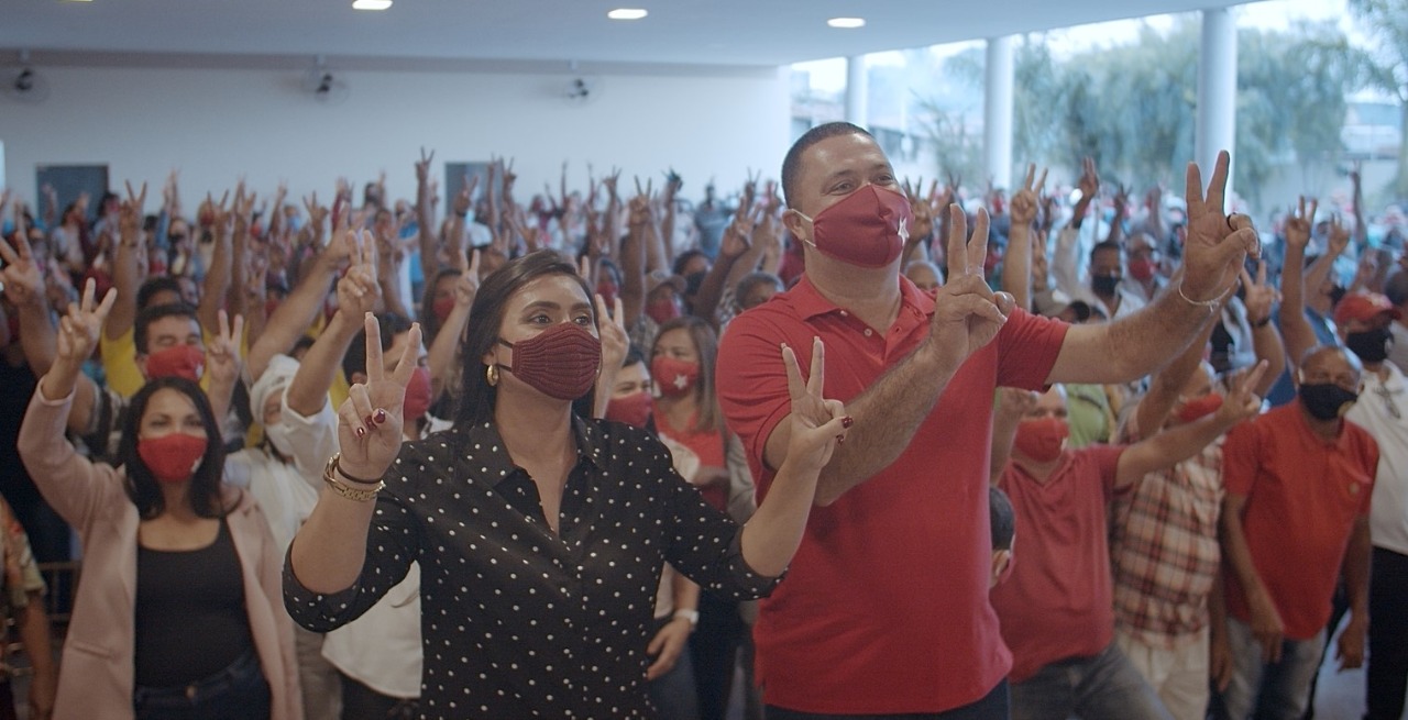 Imagem de Serrinha: convenção oficializa candidatura de Osni Cardoso e Mariana Cunha