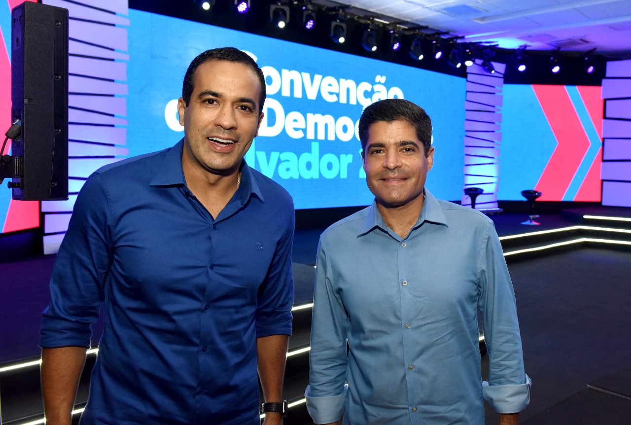 Imagem de Em coletiva, ACM Neto cutuca postulantes à Prefeitura: 'Se Bruno fosse um poste não estaria liderando todas as pesquisas' Imagem de Em coletiva, ACM Neto cutuca postulantes à Prefeitura: 'Se Bruno fosse um poste não estaria liderando todas as pesquisas'