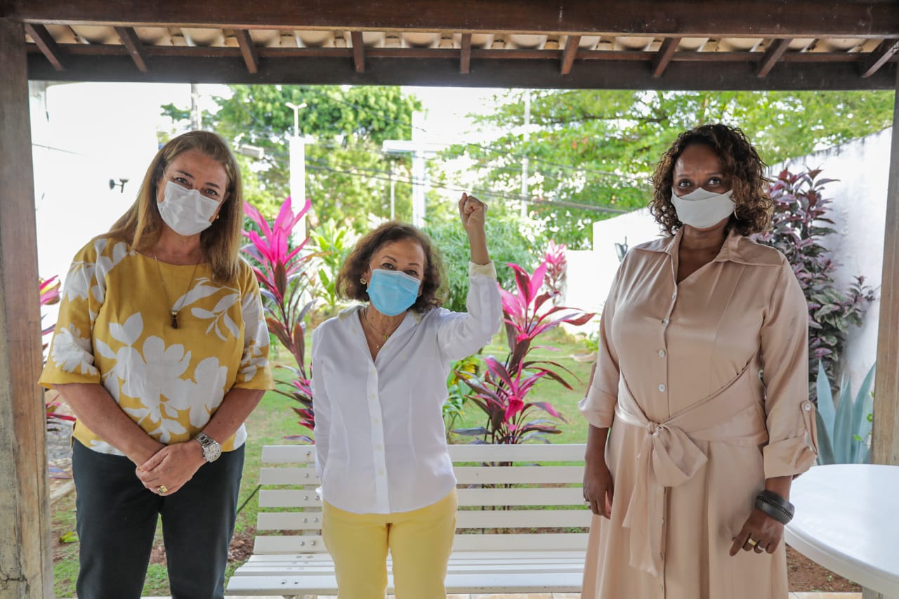 Imagem de Lídice aposta em 2º turno, cutuca ACM Neto e diz que Denice representa movimento 'Vidas Negras Importam' Imagem de Lídice aposta em 2º turno, cutuca ACM Neto e diz que Denice representa movimento 'Vidas Negras Importam'