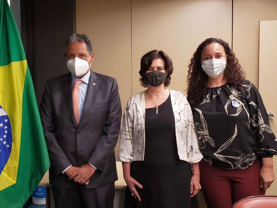 Imagem de Antonio Brito debate andamento da vacina de Oxford com presidente da Fiocruz