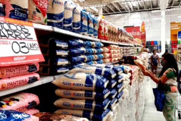 Governo decidiu zerar a alíquota do imposto de importação para o arroz em casca e beneficiado até 31 de dezembro deste ano Governo decidiu zerar a alíquota do imposto de importação para o arroz em casca e beneficiado até 31 de dezembro deste ano