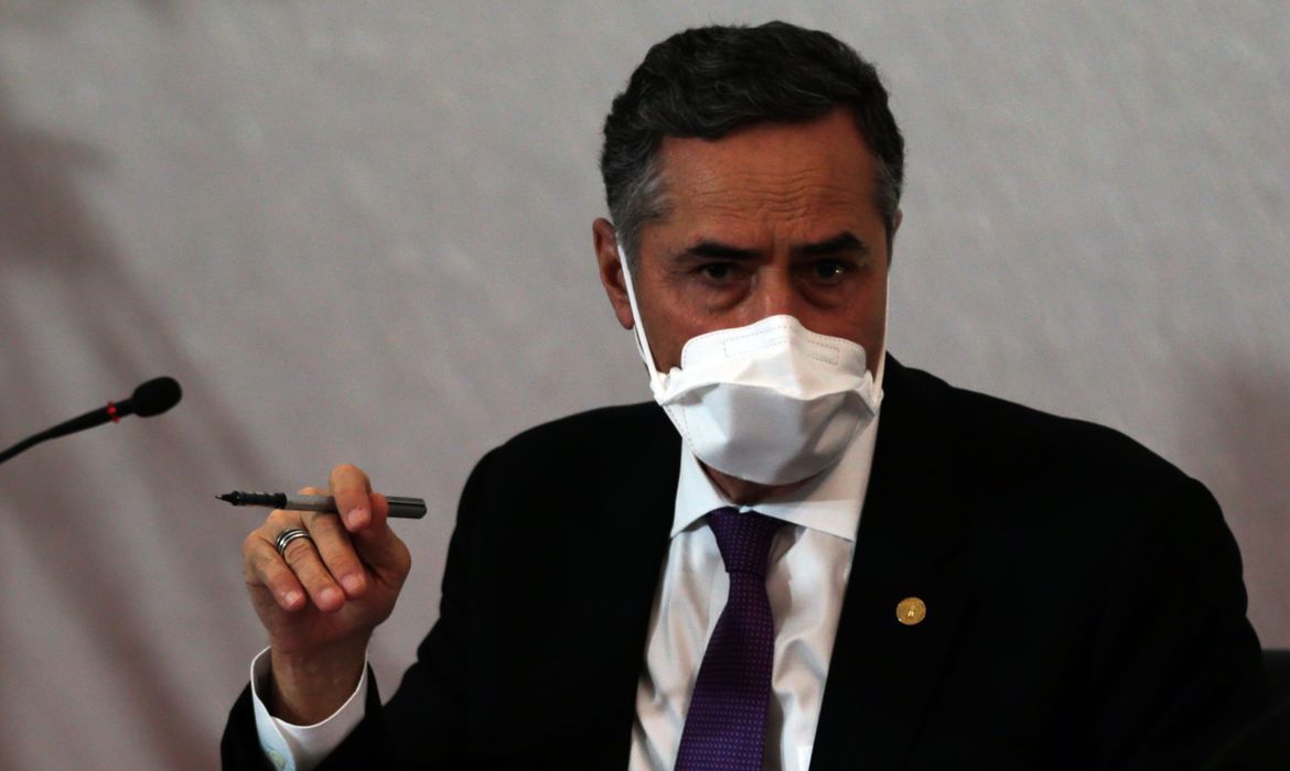 O presidente do TSE (Tribunal Superior Eleitoral), ministro Luís Roberto Barroso