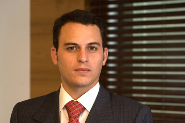 Tiago Cedraz, filho do ministro do TCU (Tribunal de Contas da União) Aroldo Cedraz, teria dado o caminho das pedras a Orlando Diniz, segundo a delação de CNN Tiago Cedraz, filho do ministro do TCU (Tribunal de Contas da União) Aroldo Cedraz, teria dado o caminho das pedras a Orlando Diniz, segundo a delação de CNN