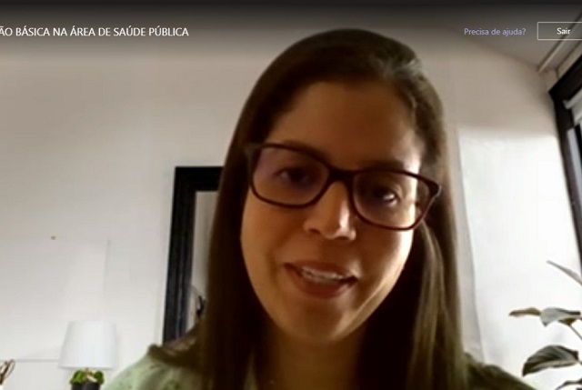 Na imagem, a promotora Juliana Rocha