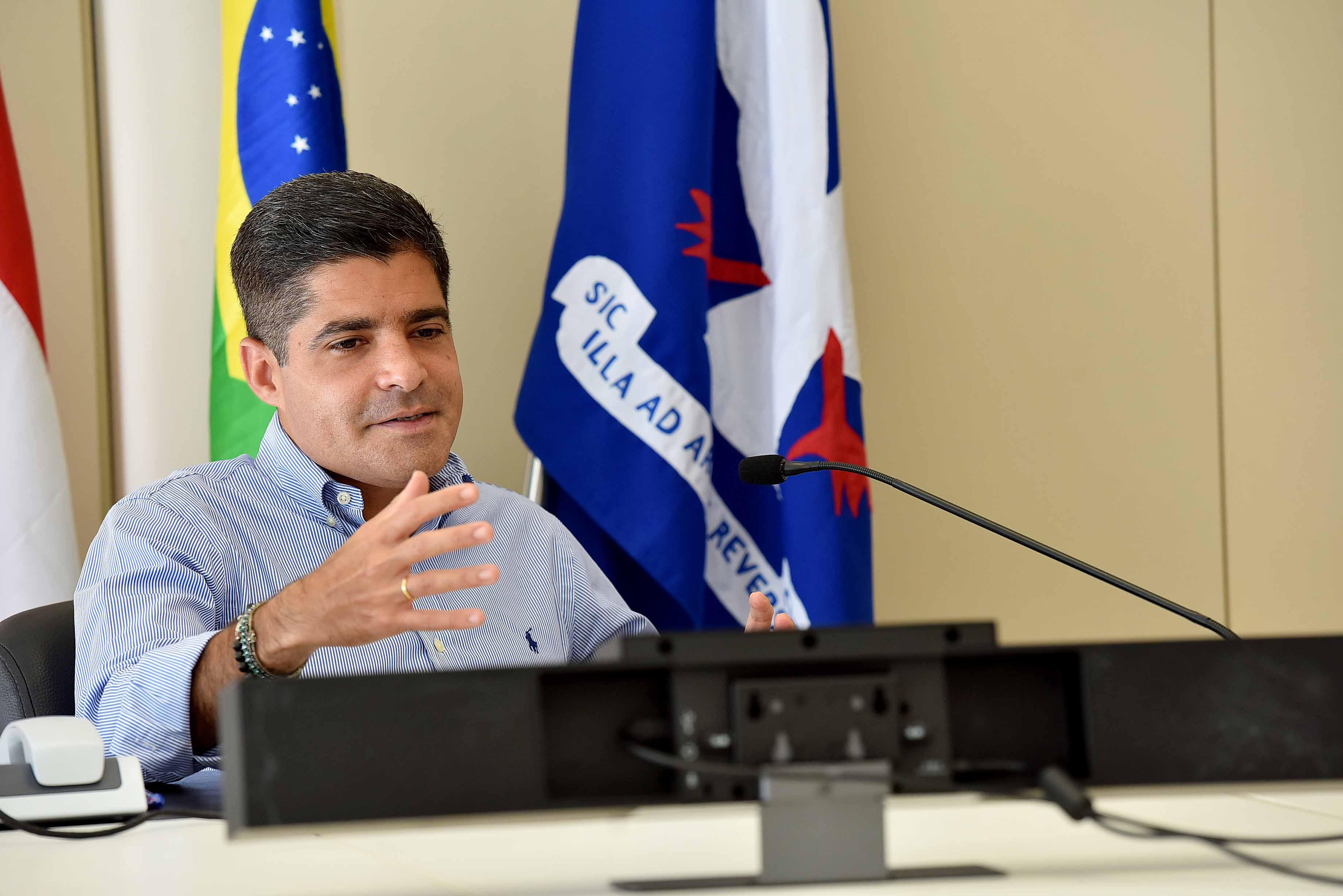 Para presidente do DEM, 2021 será ano muito difícil e governo precisa 'reorganizar' articulação política com o Congresso; partido não está fechado 'nem com Doria nem com Huck'