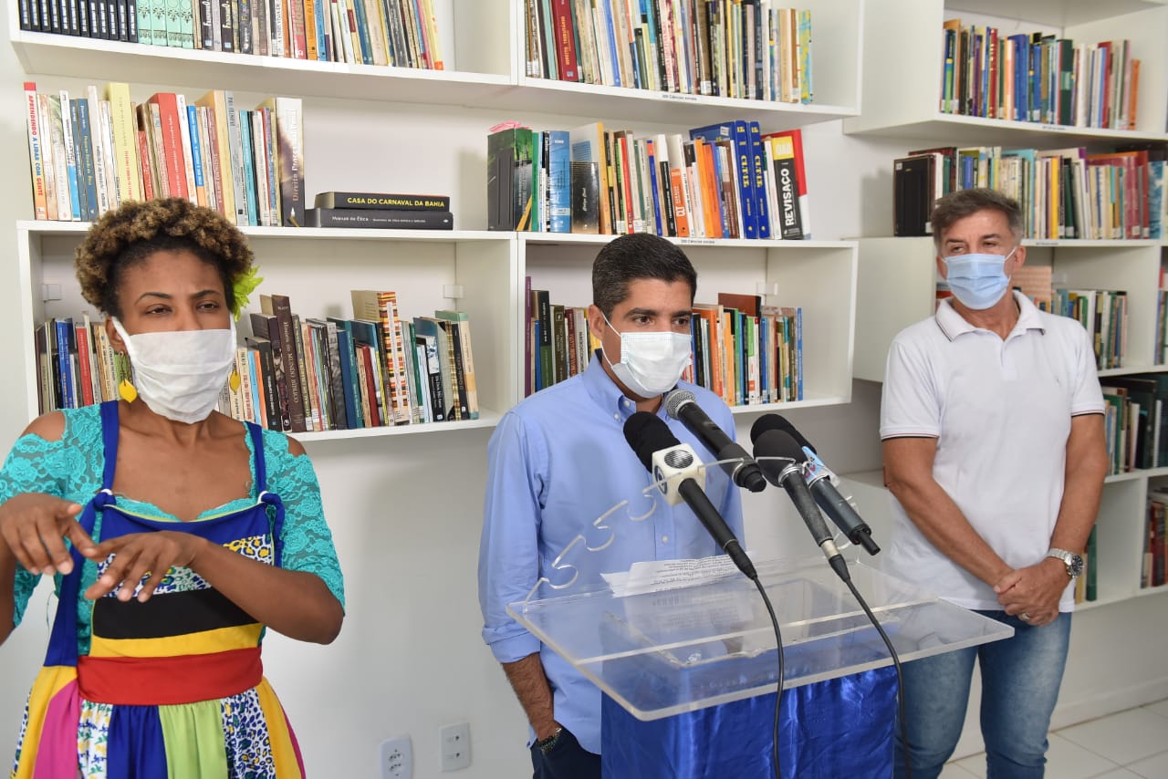 Na imagem, o prefeito de Salvador, ACM Neto, do DEM Na imagem, o prefeito de Salvador, ACM Neto, do DEM