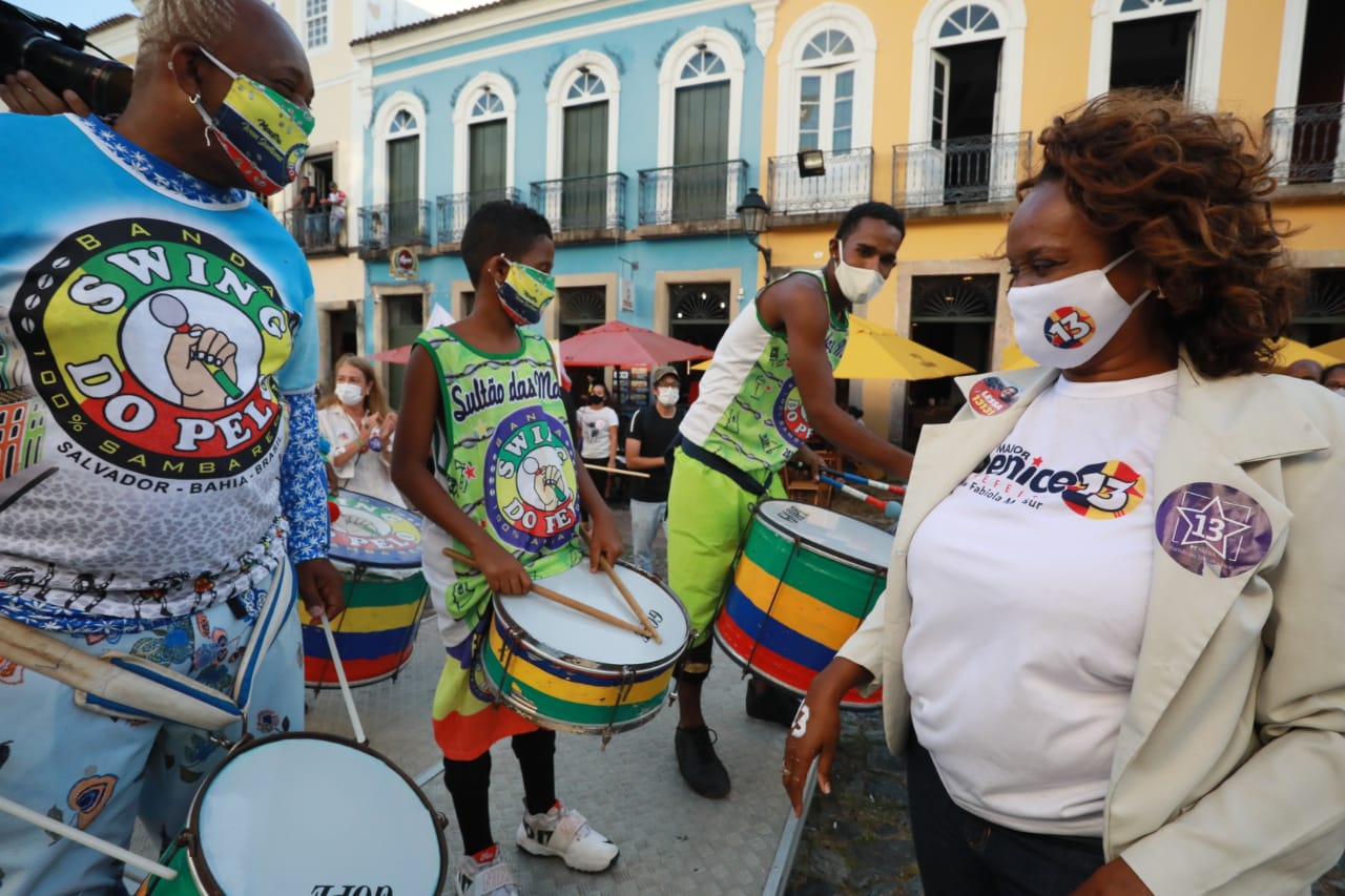 Candidata à prefeitura de Salvador, Major Denice (PT) Candidata à prefeitura de Salvador, Major Denice (PT)