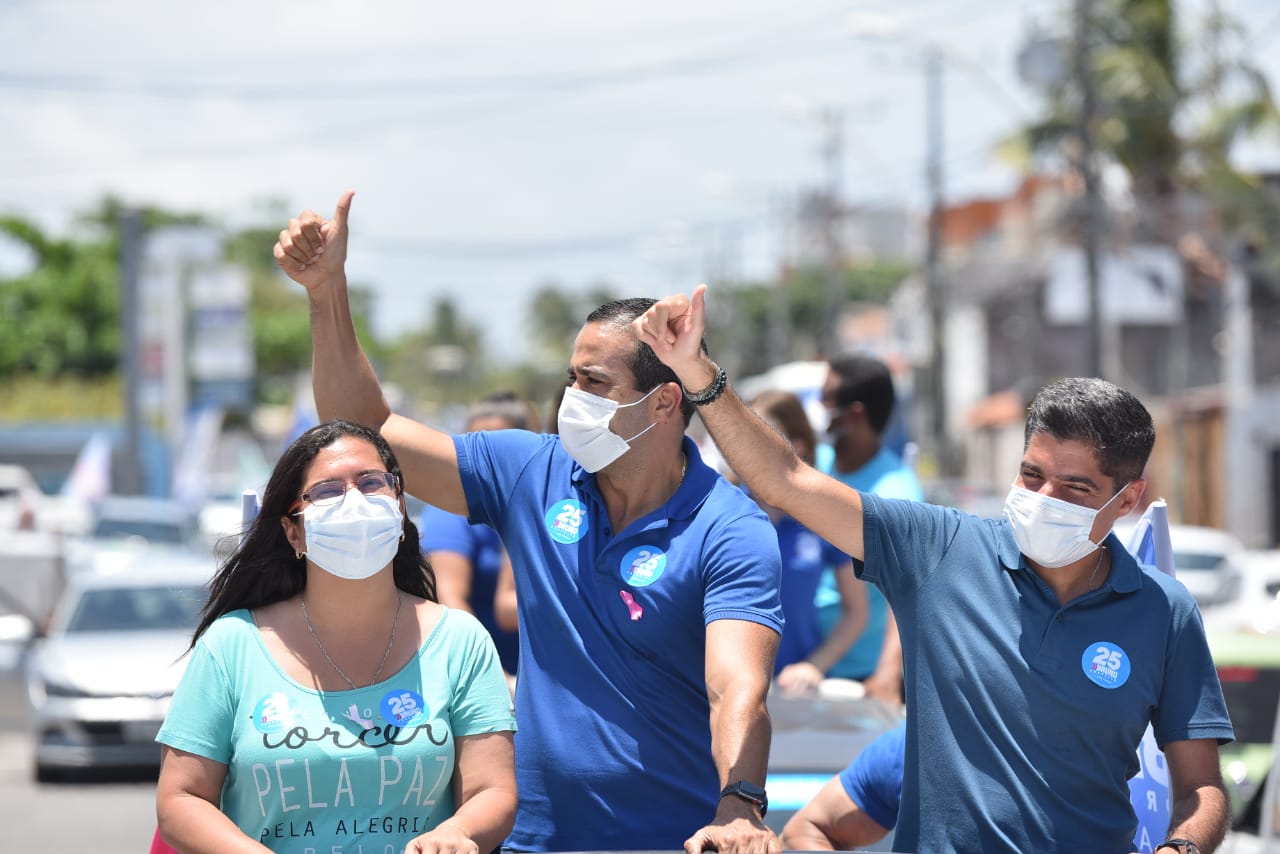 Os veículos partiram de Stella Maris