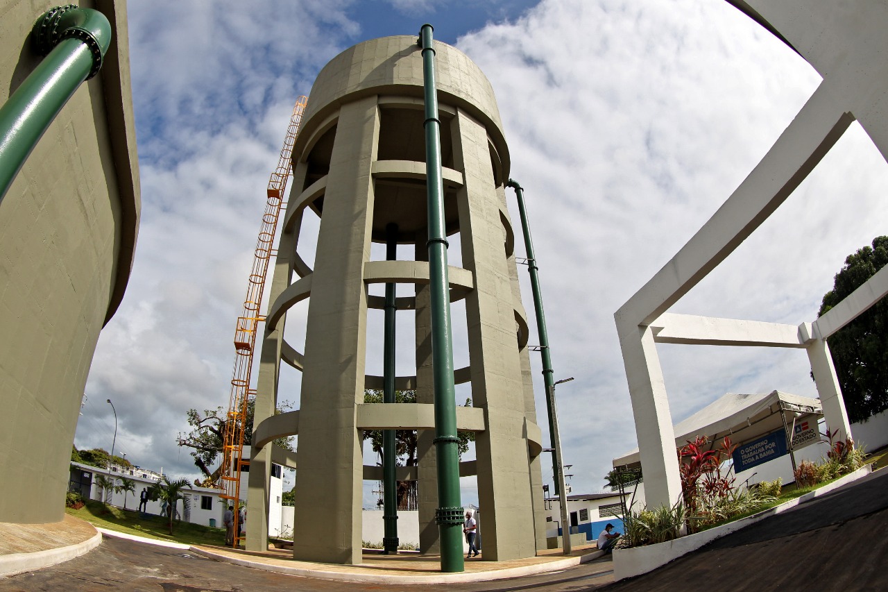 O serviço é coordenado pela Embasa, entidade vinculada à Secretaria de Infraestrutura Hídrica e Saneamento do Estado (Sihs) O serviço é coordenado pela Embasa, entidade vinculada à Secretaria de Infraestrutura Hídrica e Saneamento do Estado (Sihs)