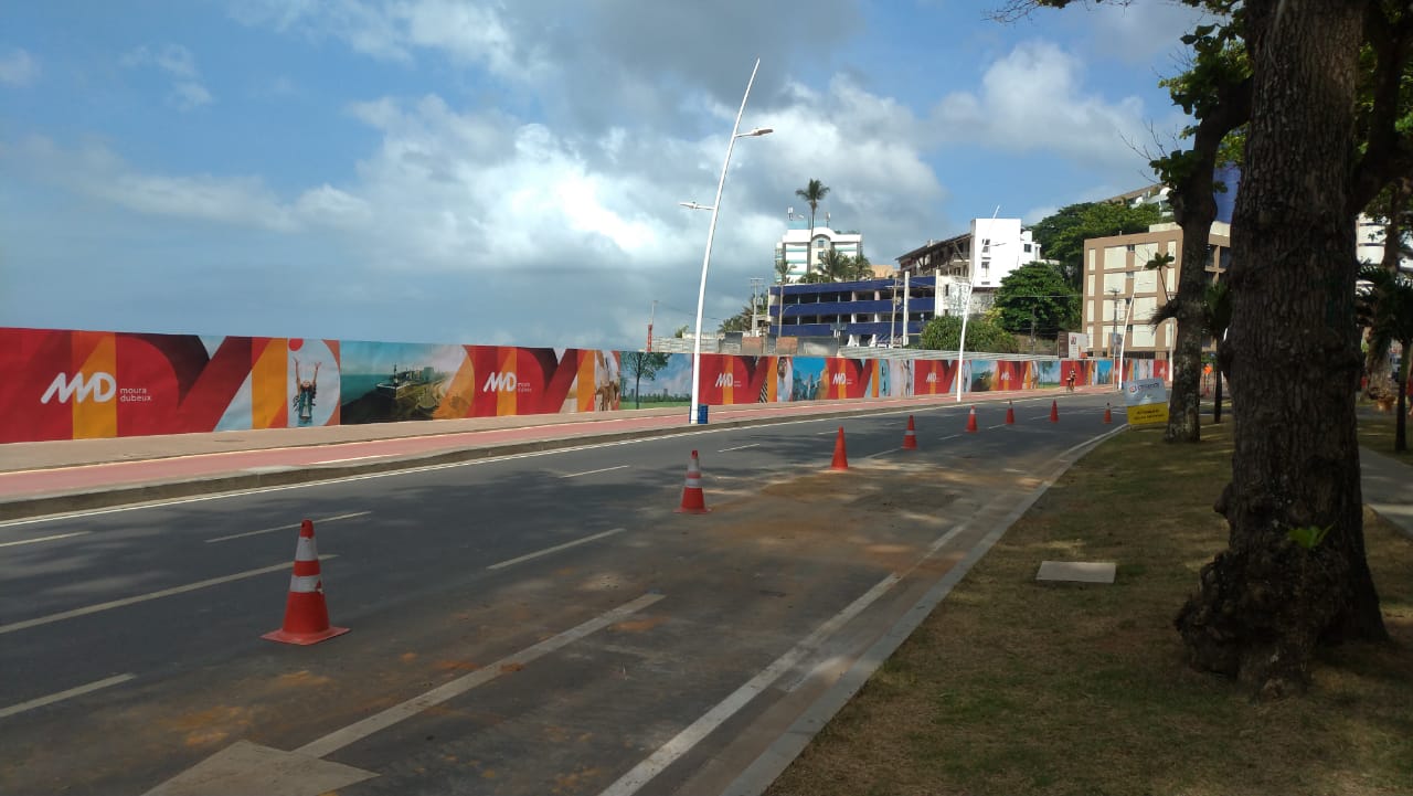Quem circular atualmente pelos bairros de Ondina, Horto Florestal e Caminho das Árvores, poderá conferir o zelo que a Moura Dubeux trata e tem a cidade