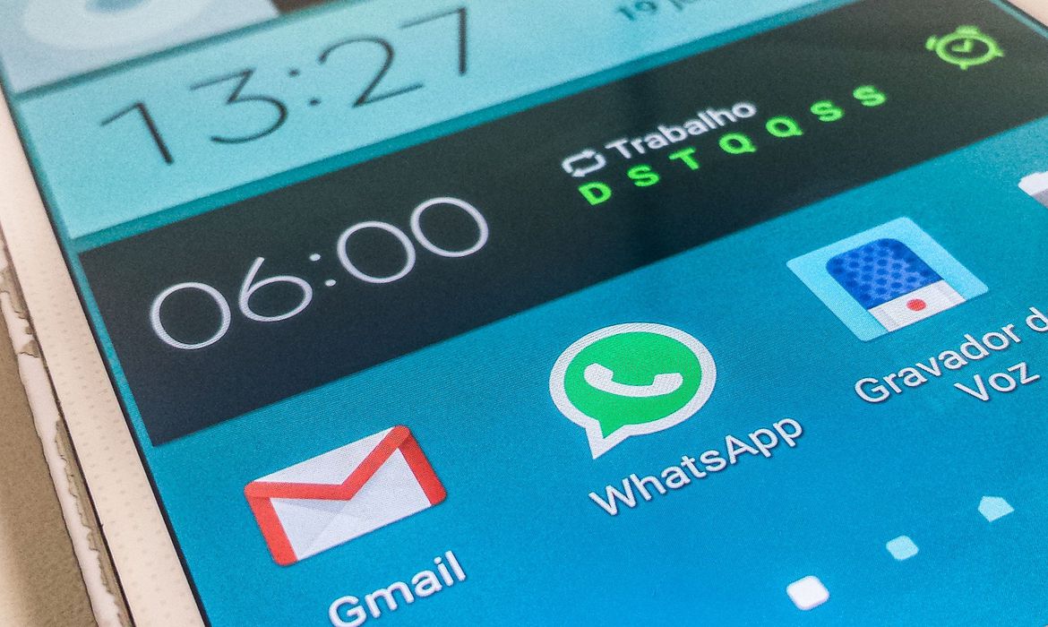Pela primeira vez, nas eleições deste ano, o disparo de mensagens em massa foi expressamente proibido pela Justiça Eleitoral na norma sobre propaganda eleitoral Pela primeira vez, nas eleições deste ano, o disparo de mensagens em massa foi expressamente proibido pela Justiça Eleitoral na norma sobre propaganda eleitoral