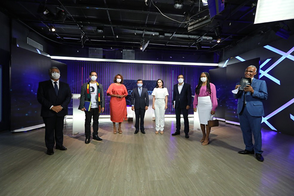 Assim como a TV Bandeirantes, a TVE Bahia realizará debate com os candidatos à Prefeitura de Salvador Assim como a TV Bandeirantes, a TVE Bahia realizará debate com os candidatos à Prefeitura de Salvador