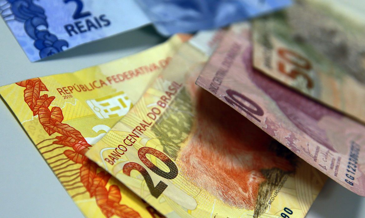 Segundo o instituto, a inflação deste ano deverá ser de 2,3%