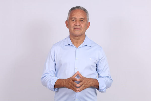 O vereador Téo Senna (PSDB) é candidato à reeleição O vereador Téo Senna (PSDB) é candidato à reeleição