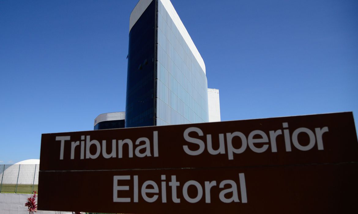 Tribunal Superior Eleitoral (TSE) Tribunal Superior Eleitoral (TSE)