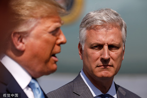 Robert O'Brien informa pelas redes sociais que lidera missão e se reúne com empresários