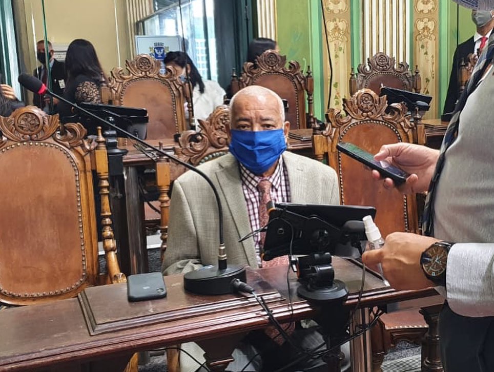 Na imagem, o vereador Alfredo Mangueira, que não obteve votos suficientes para a reeleição