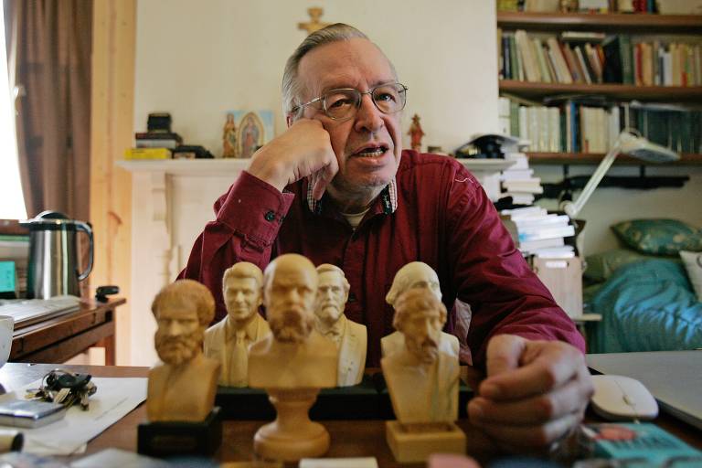Escritor Olavo de Carvalho