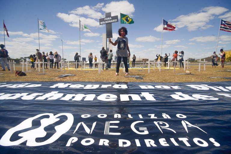 Brancos reúnem até agora 60% do dinheiro público eleitoral; homens, 73%