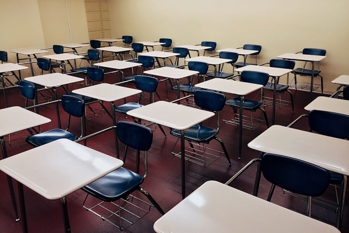 Projeto prevê reabertura da educação básica e superior