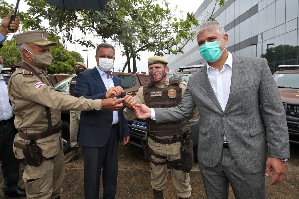 Barbosa deixou a Secretaria de Segurança Pública em dezembro do ano passado, quando teve seu nome ligado ao esquema de corrupção dentro do Tribunal de Justiça da Bahia Barbosa deixou a Secretaria de Segurança Pública em dezembro do ano passado, quando teve seu nome ligado ao esquema de corrupção dentro do Tribunal de Justiça da Bahia