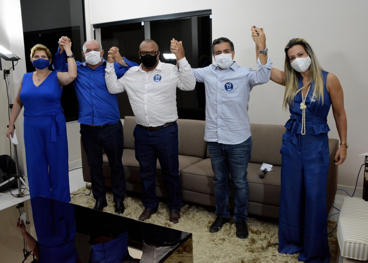 Luizinho Sobral agradeceu o apoio do, agora, ex-candidato e afirmou que vai contar com Cleomar Santiago para transformar o município Luizinho Sobral agradeceu o apoio do, agora, ex-candidato e afirmou que vai contar com Cleomar Santiago para transformar o município