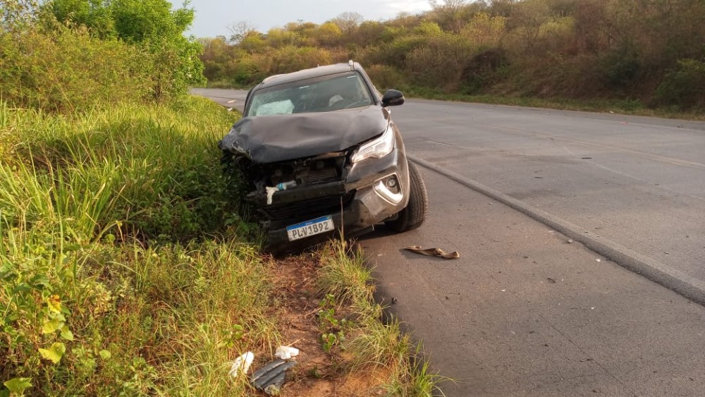 Veículo onde o parlamentar seguia viagem
