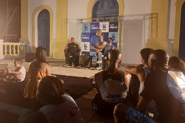 O prefeito de Madre de Deus e candidato à reeleição, Jailton Jajai (PTB), promoveu um debate com a juventude da cidade O prefeito de Madre de Deus e candidato à reeleição, Jailton Jajai (PTB), promoveu um debate com a juventude da cidade