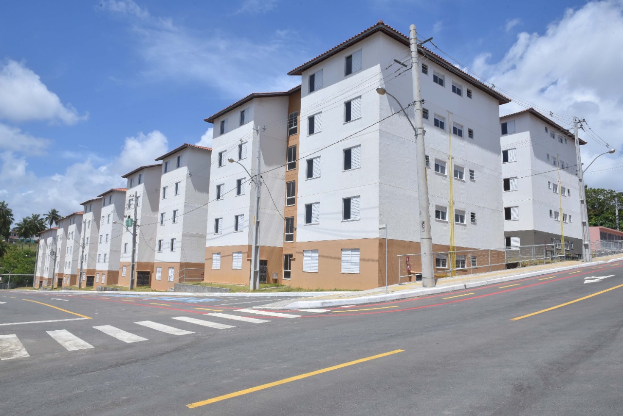 Foram contempladas 47 mães de crianças com microcefalia, nos apartamentos térreos dos blocos próximos à rua, para facilitar a entrada e a saída do condomínio.