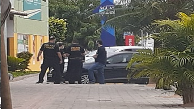 PF faz operação na Secretaria de Saúde de Juazeiro