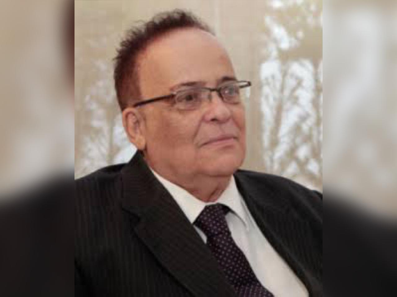 Dr. Ricardo Mandarino