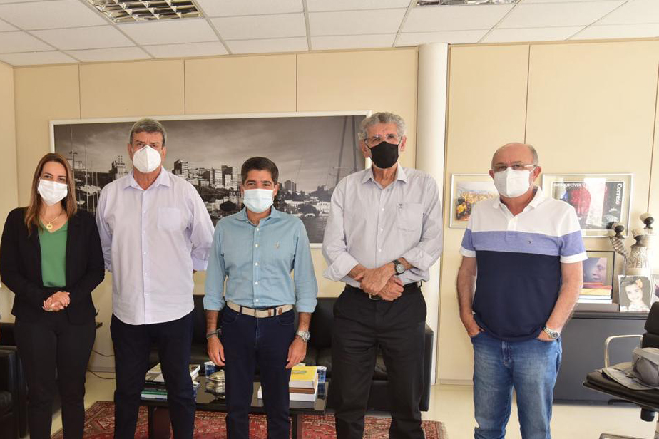 O encontro foi programado depois da vitória de Colbert e de Hérzem no segundo turno das eleições