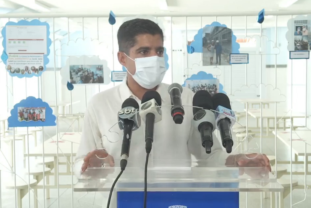 Na imagem, o prefeito de Salvador, ACM Neto, do DEM