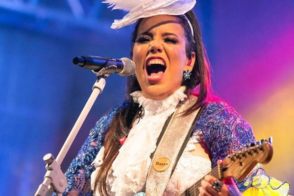 A ex-cantora da Timbalada Amanda Santiago