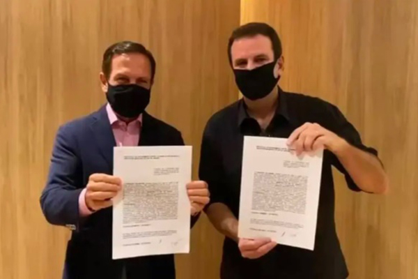 O governador de São Paulo, João Doria (PSDB) e o prefeito eleito do Rio de Janeiro, Eduardo Paes (DEM)