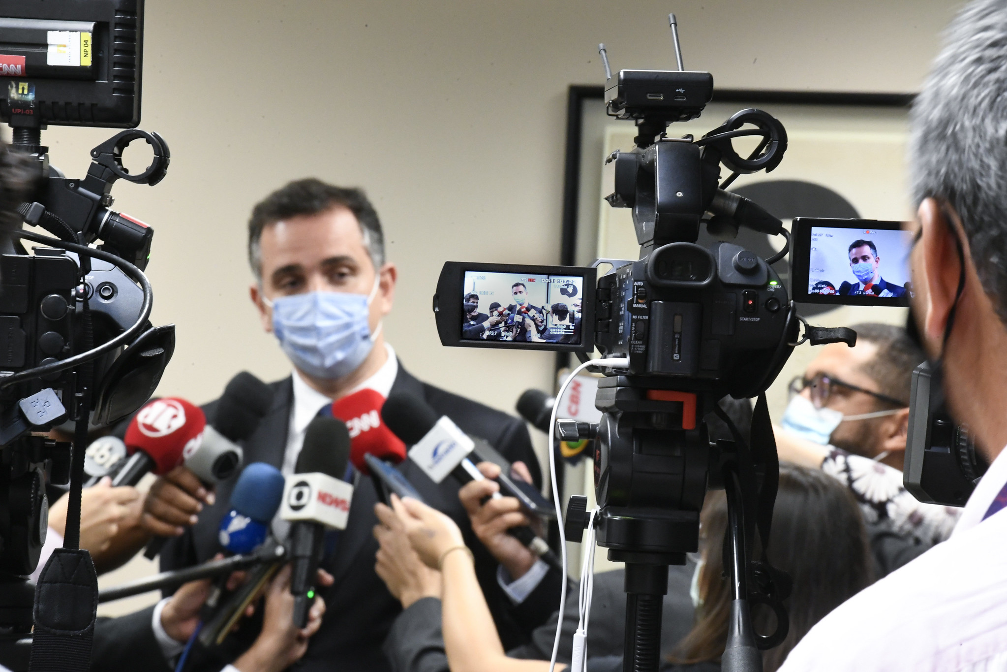 Presidente do Senado comentou mudança na presidência da Petrobras, que deverá ser ocupada pelo general Joaquim Luna e Silva Presidente do Senado comentou mudança na presidência da Petrobras, que deverá ser ocupada pelo general Joaquim Luna e Silva