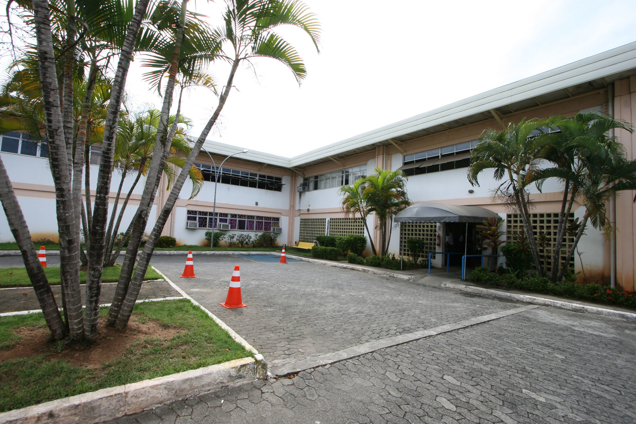 Funcionários terceirizados do IAT relatam horrores praticados por dupla em relação à qual ninguém toma providências Funcionários terceirizados do IAT relatam horrores praticados por dupla em relação à qual ninguém toma providências