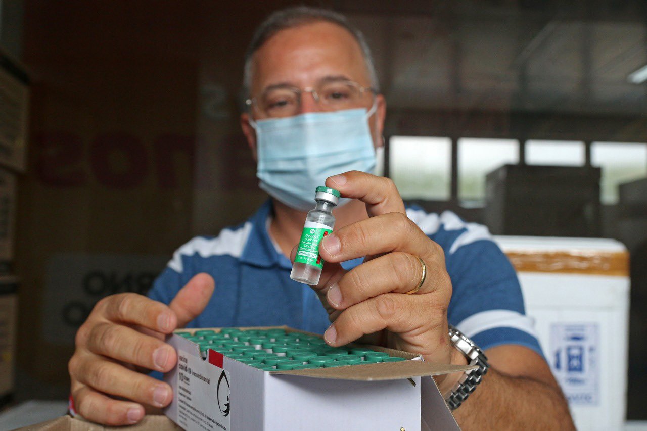 Na imagem, o secretário da Saúde do Estado, Fábio Vilas-Boas