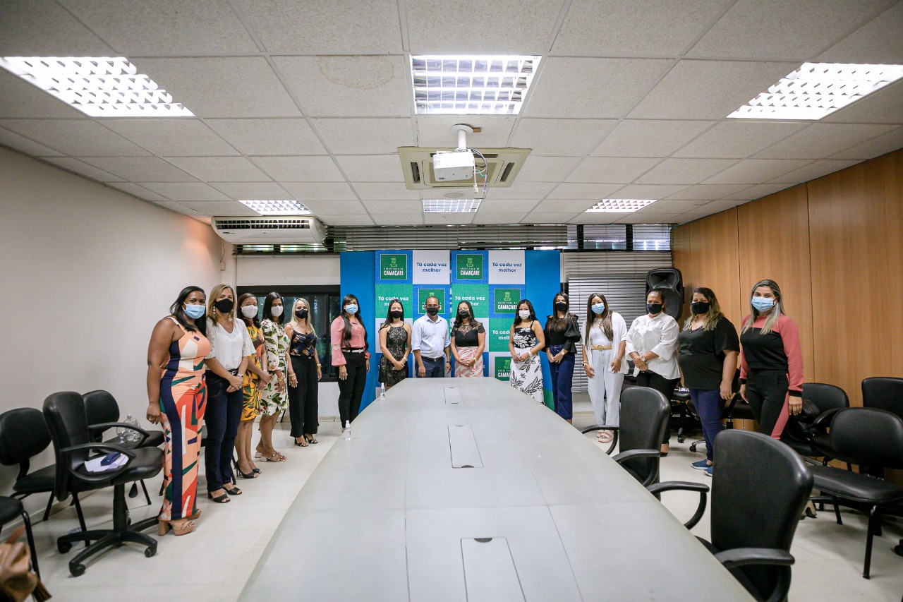 O anúncio foi feito durante um encontro na sala de reuniões da Secretaria do Governo e a relação com os nomes foi divulgada através das redes sociais do gestor