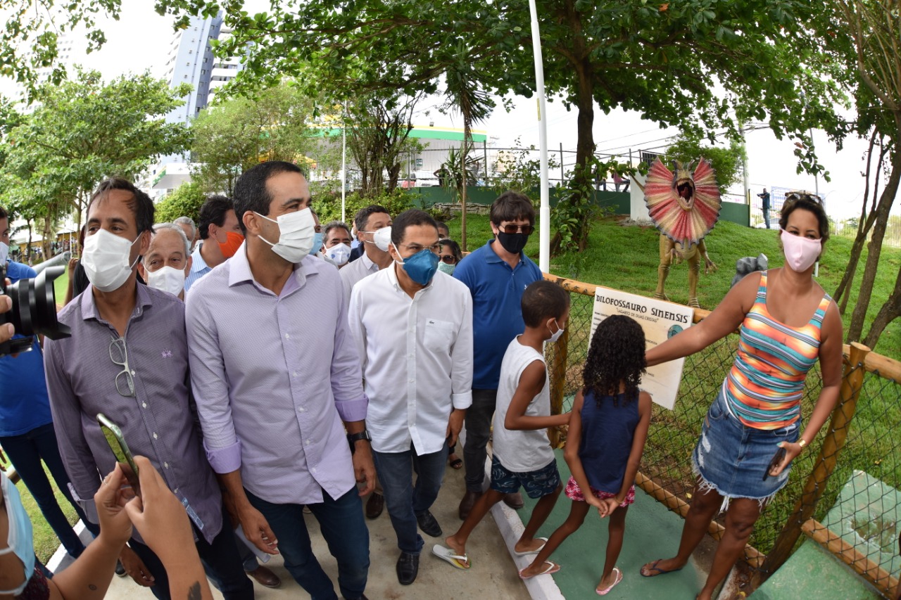 Na imagem, o prefeito de Salvador, Bruno Reis, do Democratas