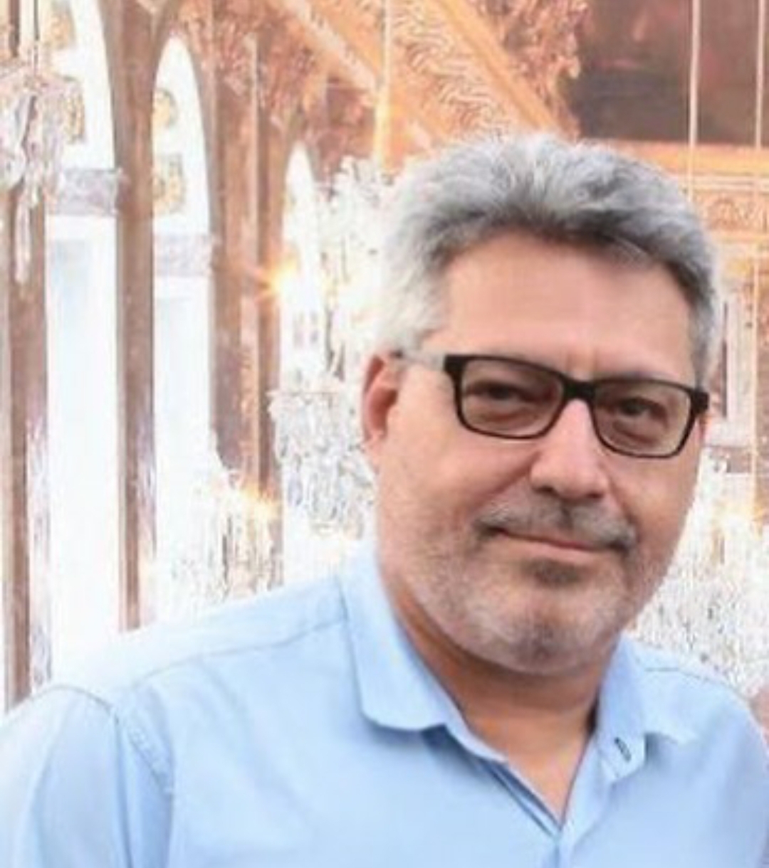 Novo chefe de Gabinete de Fabíola Mansur, Alberto Queiroz trabalhou nas secretarias de Administração e Educação Novo chefe de Gabinete de Fabíola Mansur, Alberto Queiroz trabalhou nas secretarias de Administração e Educação