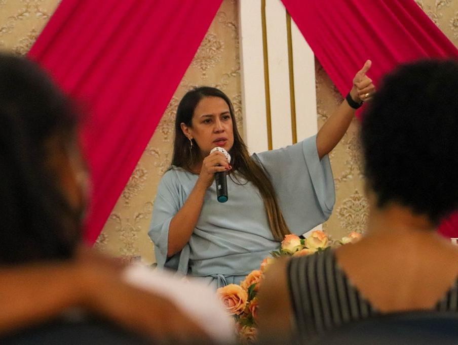 Na imagem, a deputada estadual Talita Oliveira, do PSL