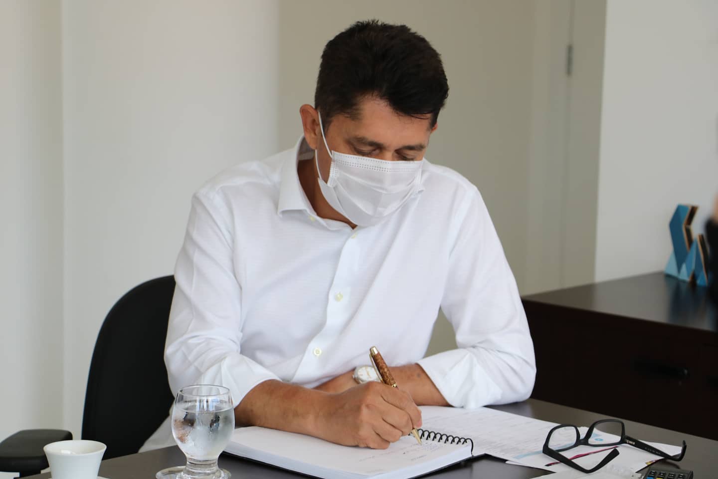Imagem de Secretário de Bruno diz que briga entre Roma e Neto é passageira e promete pedir recursos a ele para Salvador