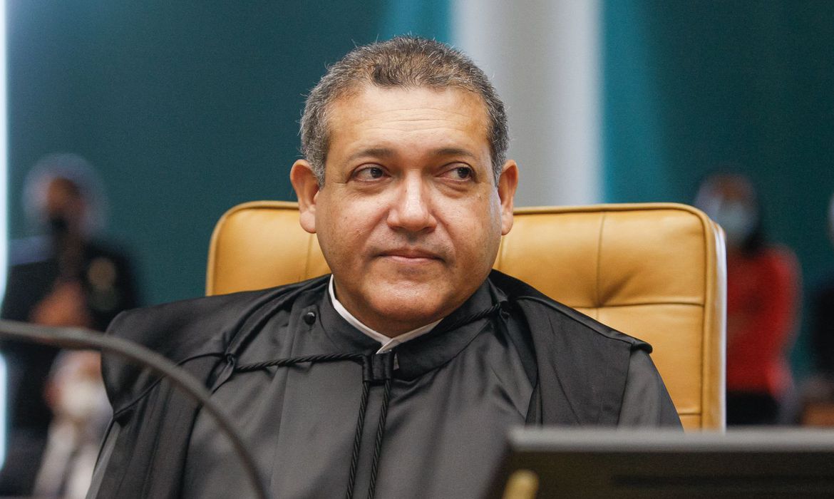 Associação questiona decretos de dois estados e cinco municípios Associação questiona decretos de dois estados e cinco municípios