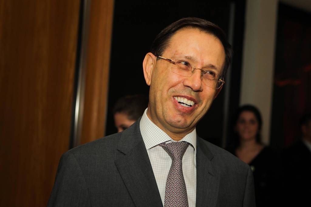 Para empresário, porém, sai mais barato fazer a doação do que manter o país parado Para empresário, porém, sai mais barato fazer a doação do que manter o país parado