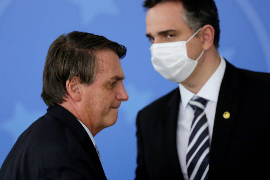 O presidente Jair Bolsonaro e o presidente do Senado, Rodrigo Pacheco (DEM-MG) durante entrevista no Palácio do Planalto O presidente Jair Bolsonaro e o presidente do Senado, Rodrigo Pacheco (DEM-MG) durante entrevista no Palácio do Planalto