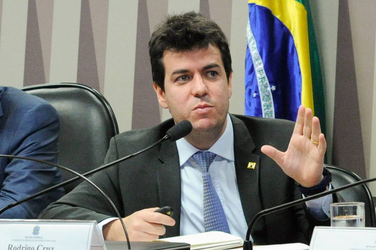 Governo Bolsonaro troca secretário-executivo do Ministério da Saúde