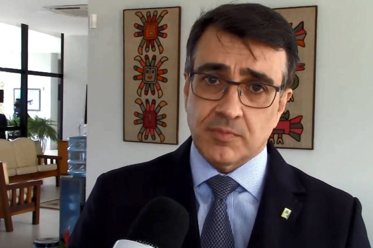 Sairão de cena, porém, combate a 'globalismo' e a 'narcossocialismo' e atritos públicos com China